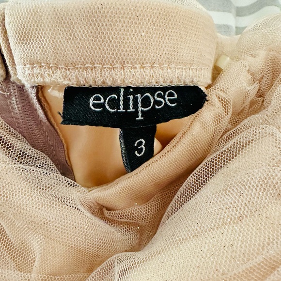 DREAMY strapless blush and dusty purple ruched ruffle mini dress 💖💜 - Picture 3 of 5